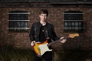 Laurence Jones na koncertach w Polsce