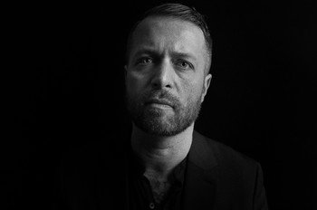 Posłuchaj nowego albumu King Dude