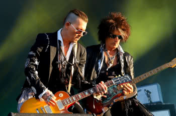 Johnny Depp śpiewa "Heroes". Nowy teledysk Hollywood Vampires