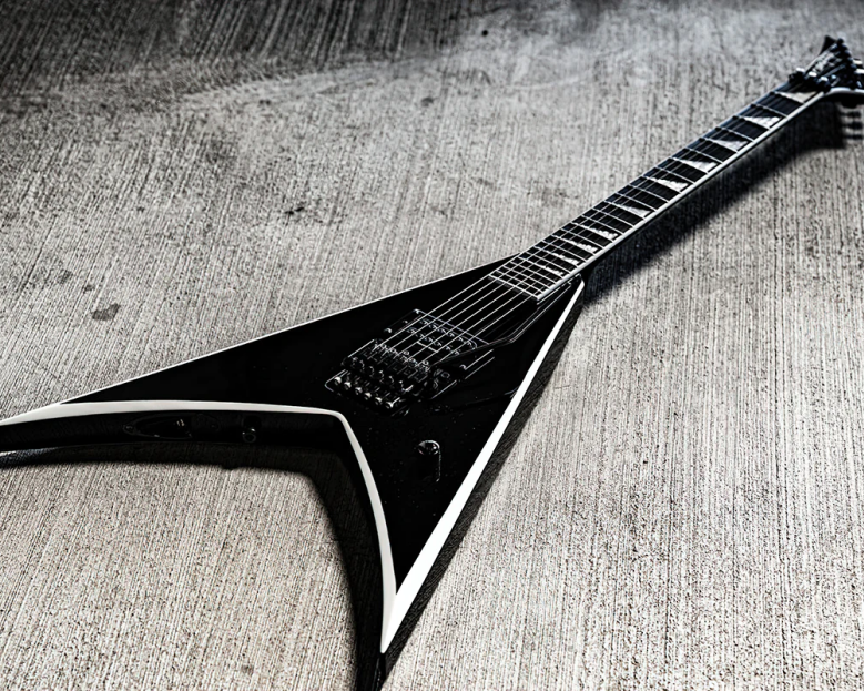 Jackson przedstawia pierwszą gitarę sygnowaną przez Wesa Borlanda