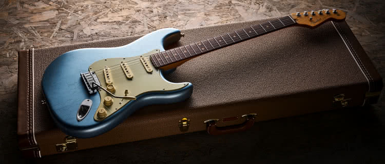 【10797】Fender USA American Fender American Ultra Luxe Vintage Series - harmonijne
