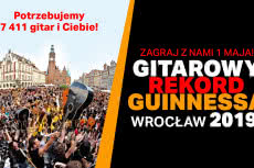 Fińska mumia i Slade na Gitarowym Rekordzie Guinnessa we Wrocławiu
