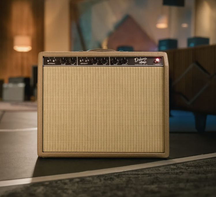 '62 Deluxe Amp – Fender odświeża kultowy wzmacniacz z epoki Brown Panel