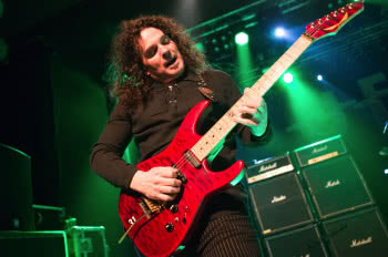 Vinnie Moore zapowiada solowy album