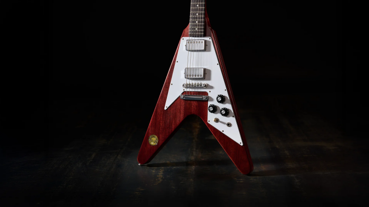 Gibson odtwarza ikonę hard rocka – powrót Flying V Medallion z 1971 roku
