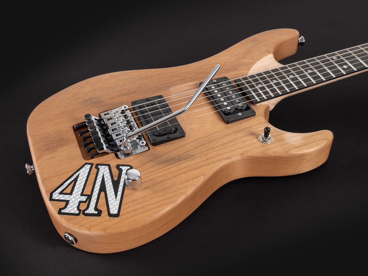 washburn USA N4 BSG1G. 白黒フランケンリフィニッシュ！ | LEG