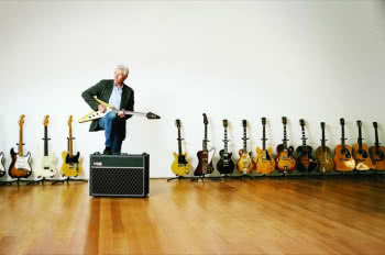 Richard Gere uszczupla kolekcję gitar