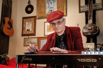 Alek Mrożek