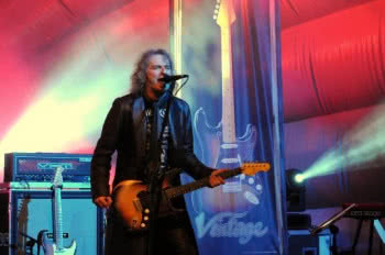 Zespół Vintage finalistą pierwszego etapu HARD ROCK RISING