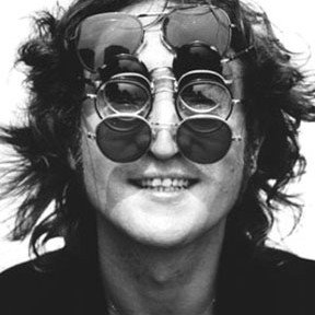 Ząb Johna Lennona na aukcji