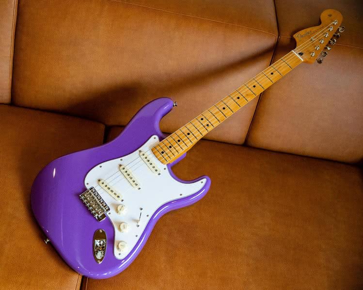 Nowy Fender Jimi Hendrix Stratocaster 2018