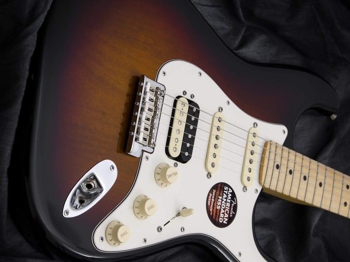 FENDER AMERICAN STANDARD STRATOCASTER » HR Guitars - Warszawa