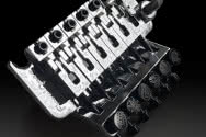 Floyd Rose prezentuje limitowany mostek Original Tremolo z grawerowanym wzorem Paisley