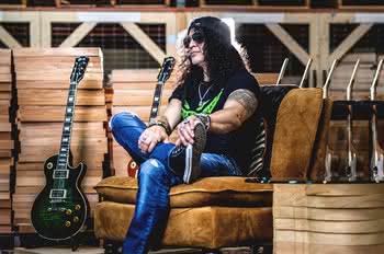 Slash opowiada o współpracy z Gibsonem