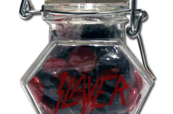 Slayer sprzedaje cukierki