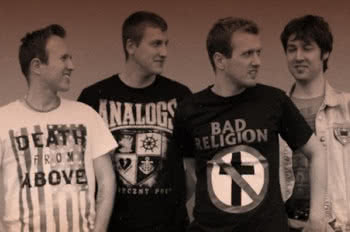 Offensywa supportem Rise Against