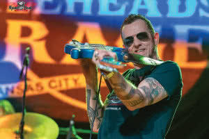 Gary Hoey