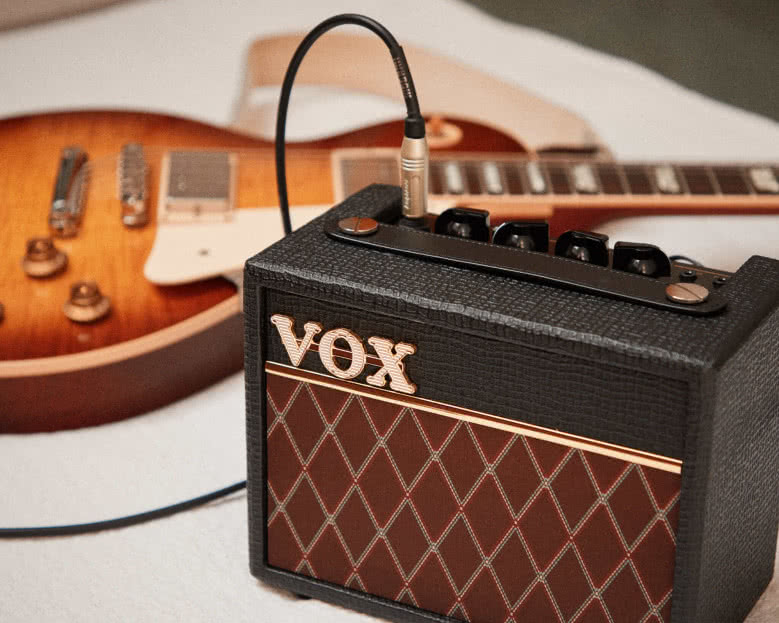 VOX AC MINI — charakter serii AC w domowym formacie
