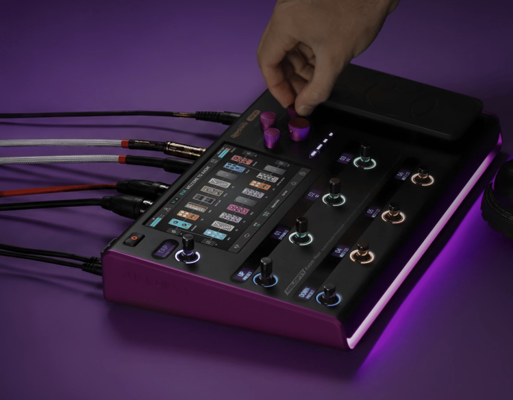 MELOFTY Axom Max – modeler, multiefekt i syntezator w jednej podłodze
