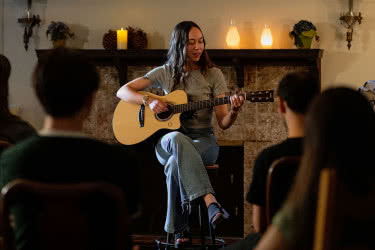 Yamaha TAS3 C - gitara akustyczna z serii TransAcoustic