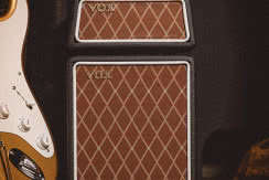 VOX wprowadza Micro SuperBeetle Guitar — kompaktowy wzmacniacz z kultowym brzmieniem