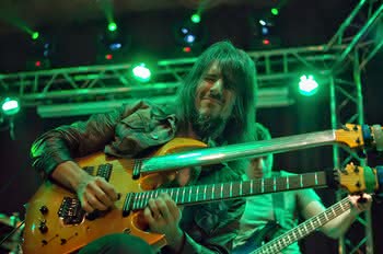 Ron 'Bumblefoot' Thal