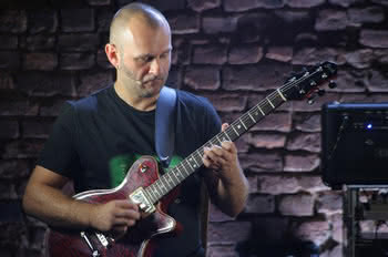 Artur Lesicki