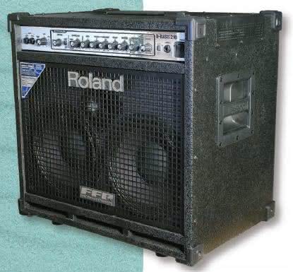 ROLAND - D-Bass 210