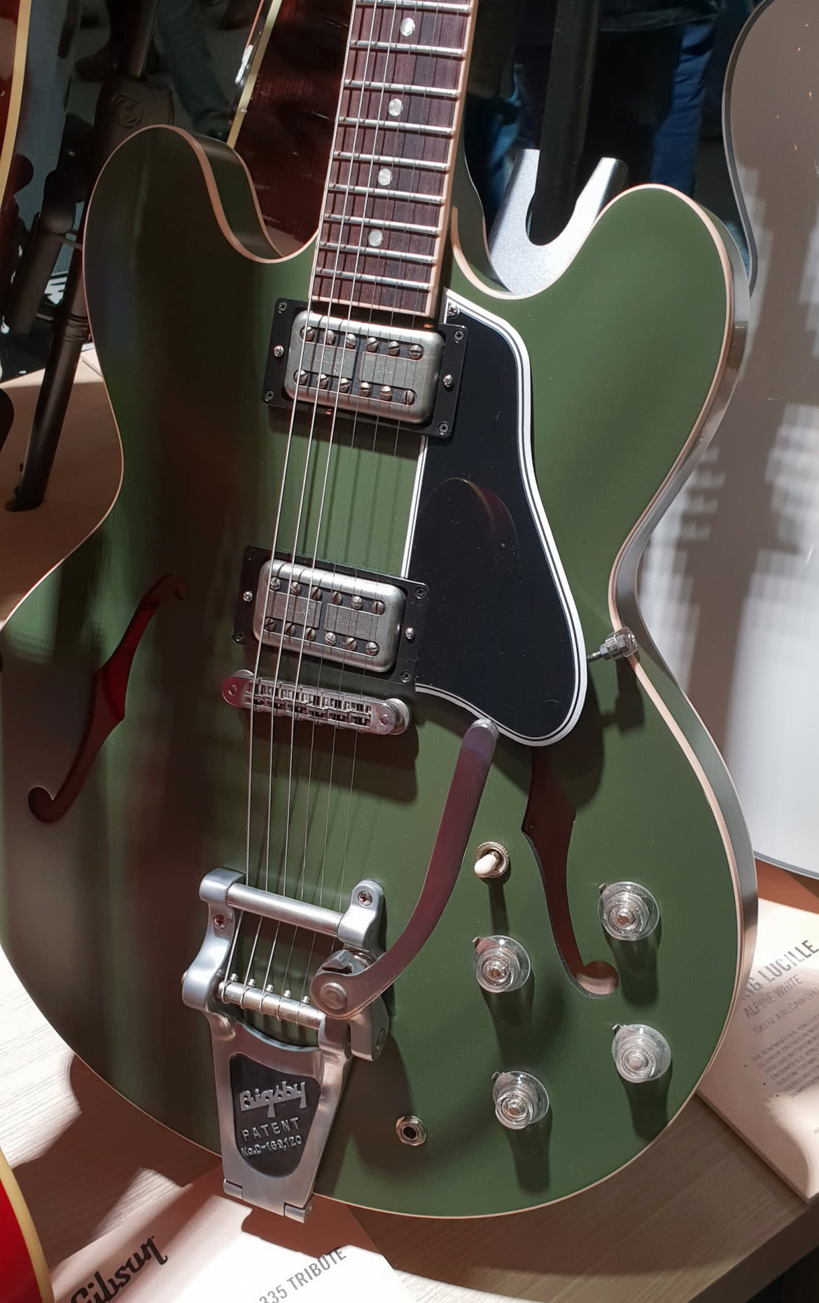 Chris Cornell Tribute Gibson ES-335