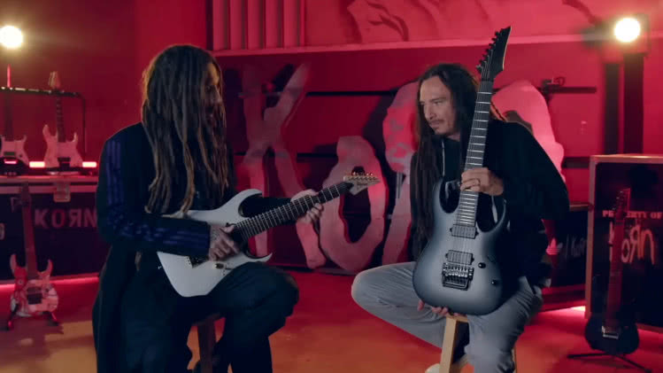 Yin i Yang gitary – Ibanez K7 powraca z mocą Korn