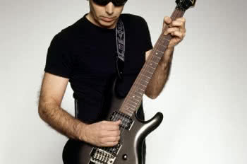 Joe Satriani w lipcu w Polsce!