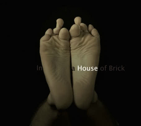 In a House of Brick rusza w trasę