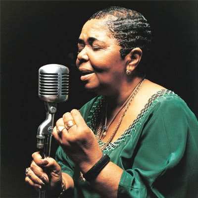 Tribute to Cesária Évora