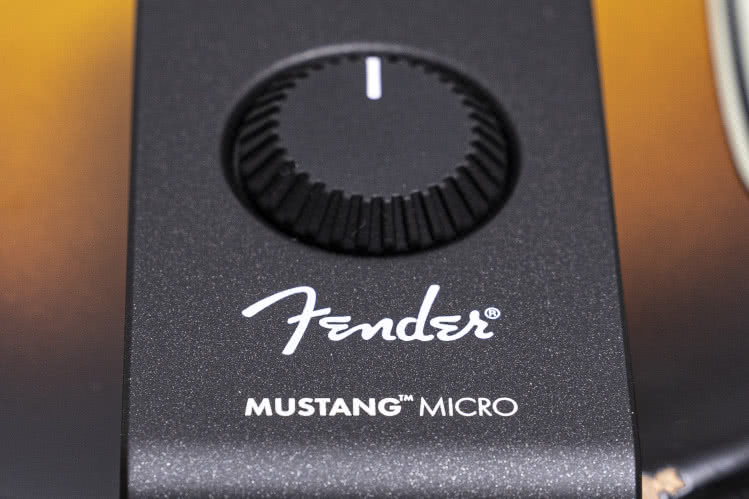 FENDER - Mustang Micro
