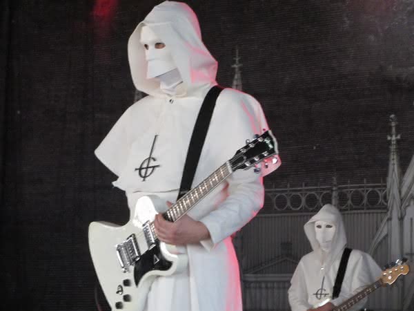 Poznaj gitarę Bezimiennego Ghoula
