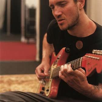 Frusciante opuszcza Red Hot Chili Peppers