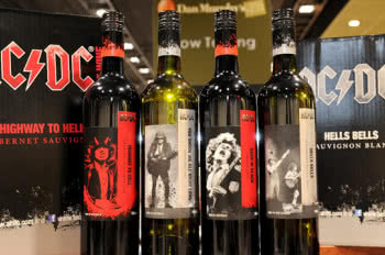 AC/DC - może kieliszek... wina?