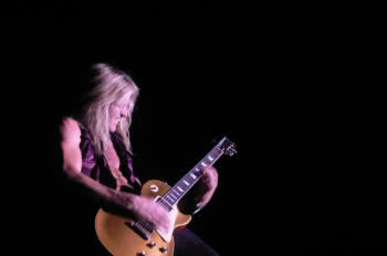 Doug Aldrich opuszcza Whitesnake