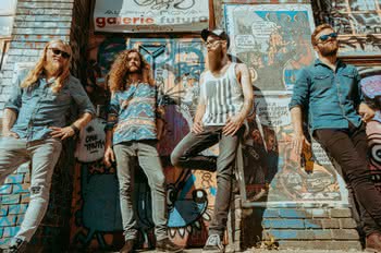 Klip do "Order" zapowiada nowy album RusT