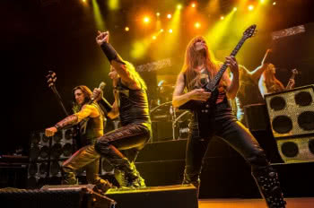 Manowar wspomina koncert z Earthshaker Fest