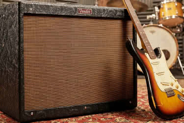 Fender świętuje 30 lat legendy – premiera Hot Rod Deluxe 30th Anniversary