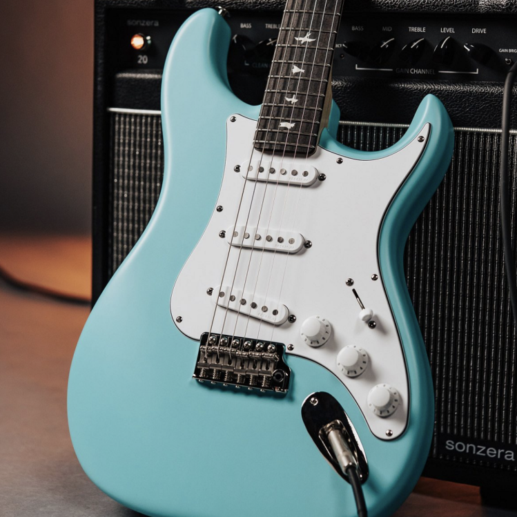 PRS Silver Sky Wild Blue Limited Edition – turkusowy klasyk z osobowością i głębią