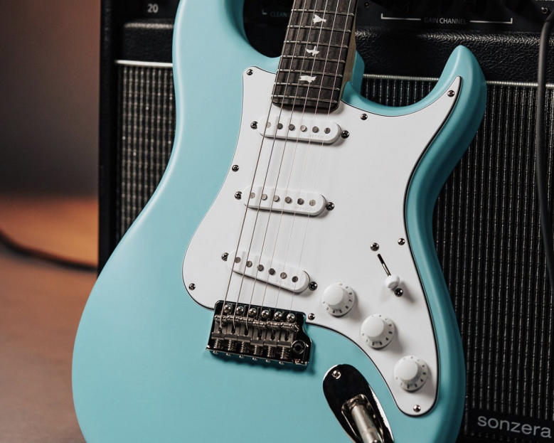 PRS Silver Sky Wild Blue Limited Edition – turkusowy klasyk z osobowością i głębią