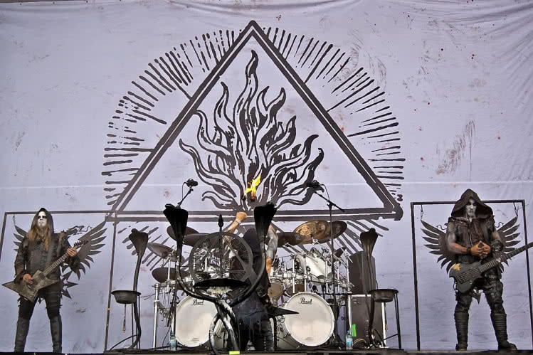 Behemoth - nowy rozkład trasy i godziny spotkań z fanami