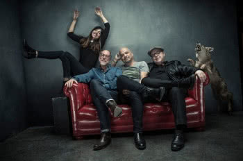 Pixies zapowiada nowy album