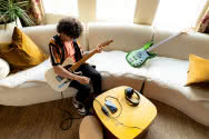  Fender Studio – nagrywaj, jamuj i twórz z autentycznym brzmieniem wzmacniaczy Fender