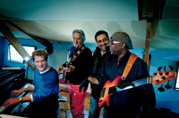 John McLaughlin & The 4th Dimension na koncercie w Krakowie