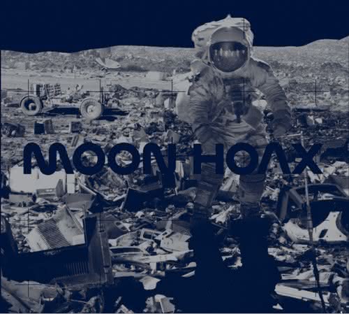 Moon Hoax debiutuje
