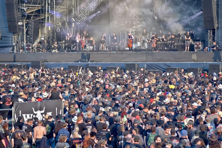 Apocalyptica przekłada trasę koncertową