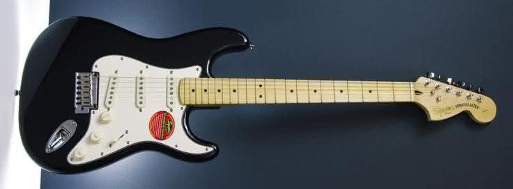 SQUIER - Standard Stratocaster